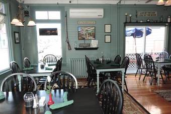 Posada Drydock Cafe & Inn