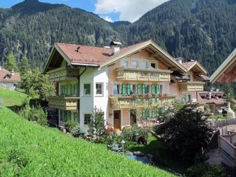 Apartamento Locazione Turistica Casa Cecilia (cpo392)