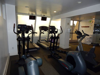 Hotel Winners Circle Resort