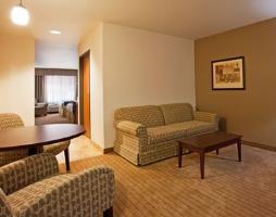 Holiday Inn Express Hotel & Suites Antigo