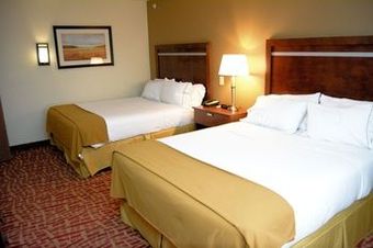 Holiday Inn Express Hotel & Suites Glendive