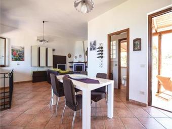 Four-bedroom Holiday Home In Custonaci