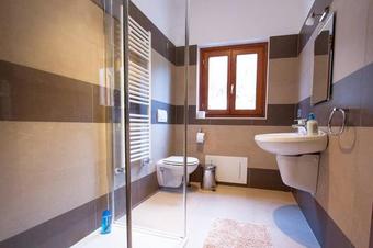 Italian Lakes Villa With Lake Views