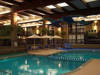 Hotel Sanctuary Inn And Conference Center