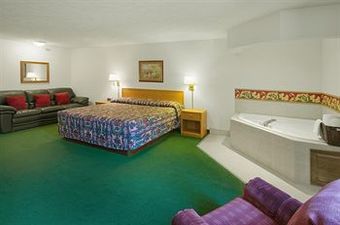 Posada Americas Best Value Inn & Suites Percival Nebraska City