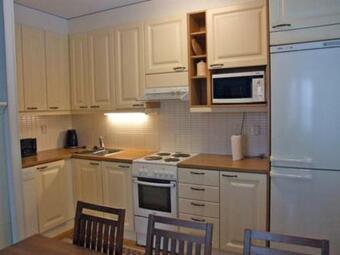 Holiday Home Karhunvartijan Pirtti C4