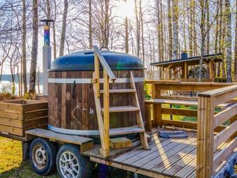 Holiday Home Karhulinna