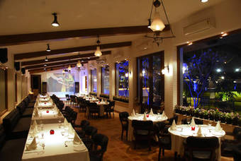 Hotel Della Resorts & Villas