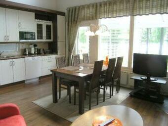 Holiday Home Paltamon Golfhovi A (inc. 2 X Golf Innin