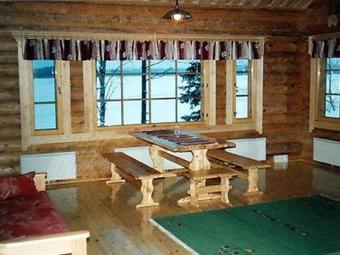 Holiday Home M�nnikk�