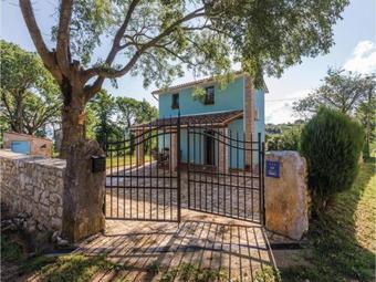 One-bedroom Holiday Home In Motovun