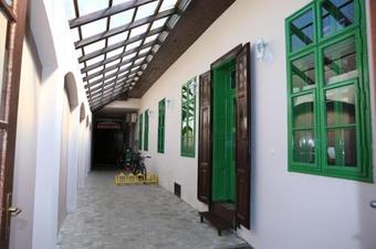 Hostal Triple Room Osijek 15994b