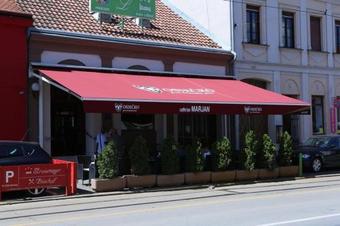 Hostal Triple Room Osijek 15994d