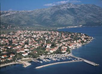 Studio Apartment In Orebic With Sea View, Terrace, Air Conditioning, Wi-fi (4202-3)