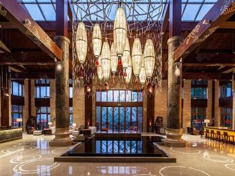 Wuzhishan Yatai Rainforest Resort Hotel