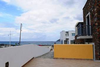 Aparthotel Augustis Suites