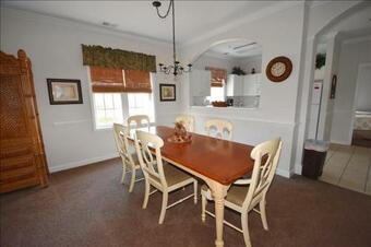 Apartamento 615 Arbor Trace