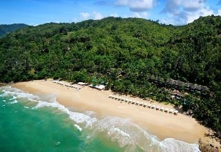 Hotel Andaman White Beach Resort