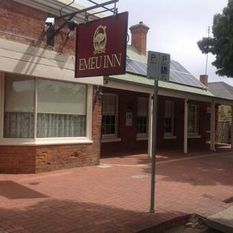Emeu Inn Bed & Breakfast