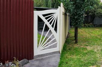 Gellibrand River Gallery Accommodation