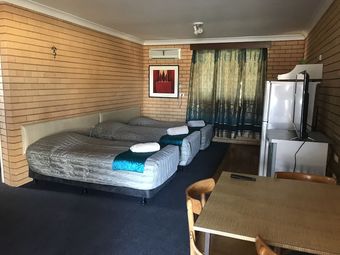 Posada Stockman Motor Inn