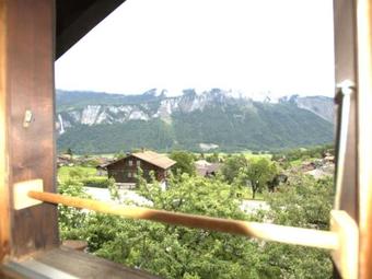Sunlit Apartment Near Lake In Brienz