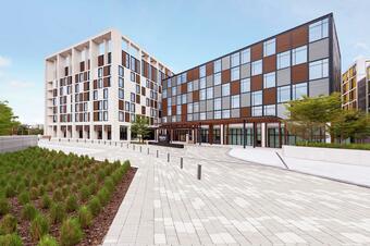 Hotel Canopy By Hilton Dubai Al Seef