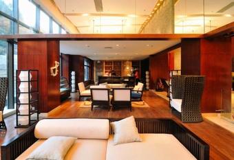 Sanjiang Forest Hot Spring Dumashi Hotel