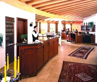 Aktiv- & Family Hotel Alpina