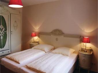 Two-bedroom Holiday Home In Settin