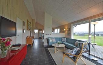 Three-bedroom Holiday Home In Ejstrupholm