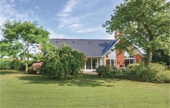 Three-bedroom Holiday Home In Nyborg