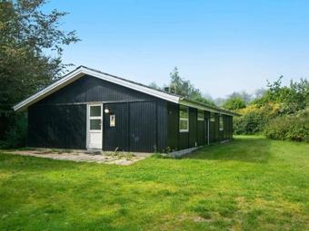 Four-bedroom Holiday Home In Knebel 6
