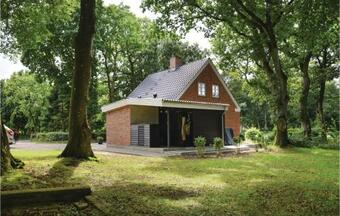 Holiday Home Hodde With Fireplace