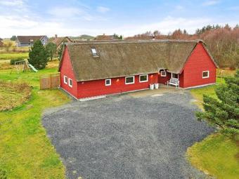 Eight-bedroom Holiday Home In R�m�