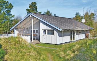 Three-bedroom Holiday Home In Oksb�l 43