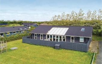 Three-bedroom Holiday Home In Tarm