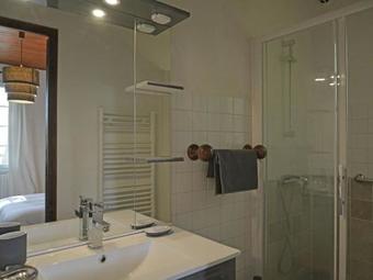 Modern Villa In Beaucaire With Swimming Pool