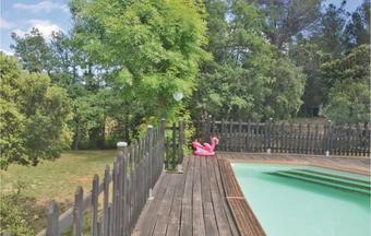 One-bedroom Holiday Home In Pourcieux