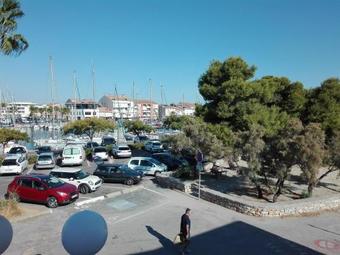 Apartment Quai Baptiste Guitard