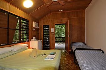 Hotel Cape Trib Beach House