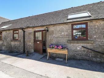 Newton House Apartment