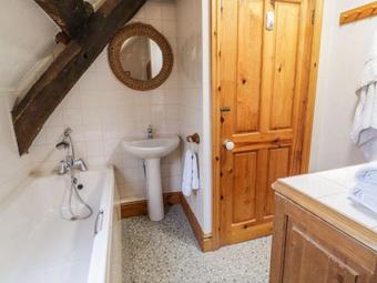 Cyffdy Cottage - Tegid, Bala