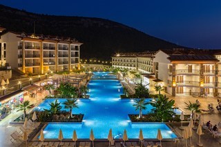 Hotel Ramada Resort Akbuk