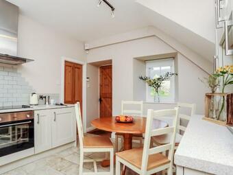 East Farmhouse Cottage