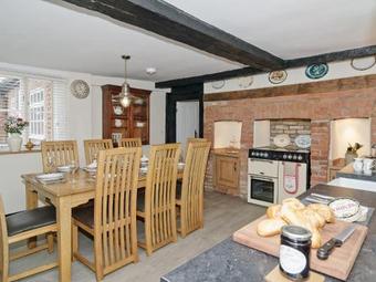 Dovercourt Hall Cottage