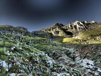 Hotel Anavasi Mountain Resort