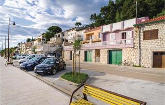 Apartment Elizabete Kotronanic III