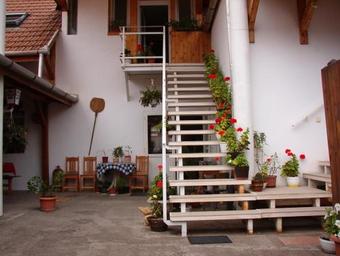 Hotel Horv�thkert Panzi� �s �tterem