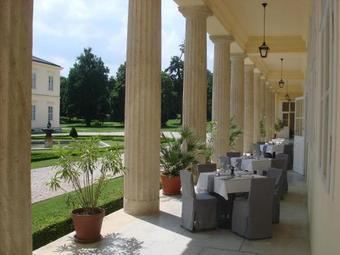 K�rolyi Kast�ly Hotel & Restaurant